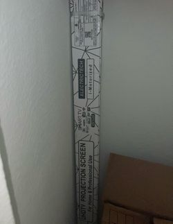 Projector screen