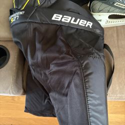 Bauer Hockey Pant.