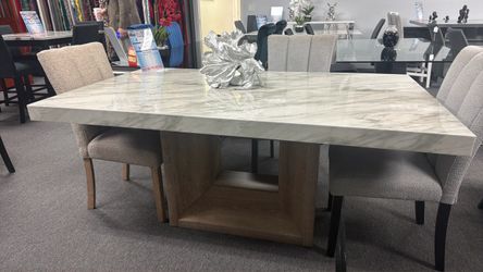 Table and 4 Free Chairs Available Limited Time Now $999