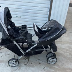 Duo Glider stroller