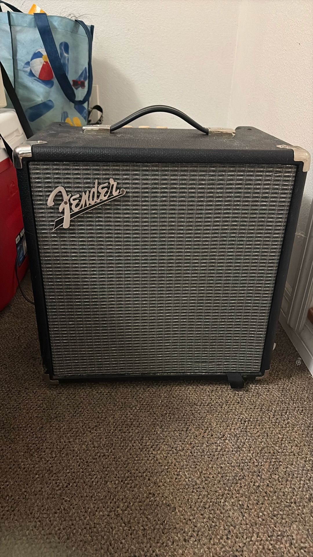  Fender Rumble 25 bass amplifier. 