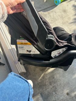 Baby trend car seat