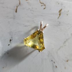 Lemon Quartz Pendant 