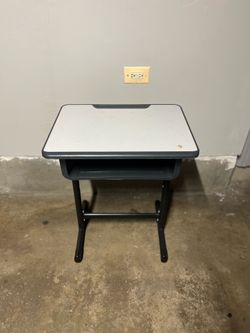 Adjustable Student Desk / Open Front School Desk