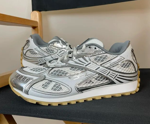 *REP*Bottega Venetas