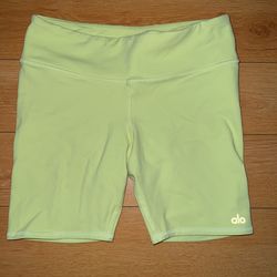 Alo Yoga Short And Bras Size M/S