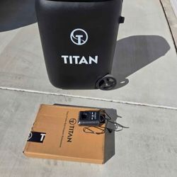 Titan One Pickleball Machine With Accessories 