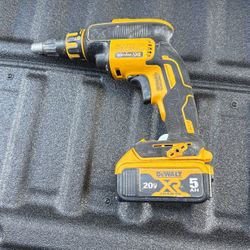 DeWalt DCF620 Screw gun TOOL ONLY
