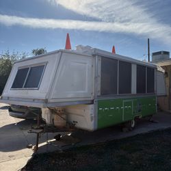 Apache RV Camper 1977