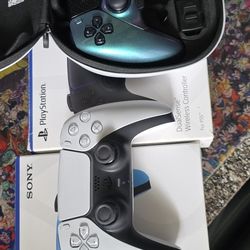 4 Ps5 Comtrollers