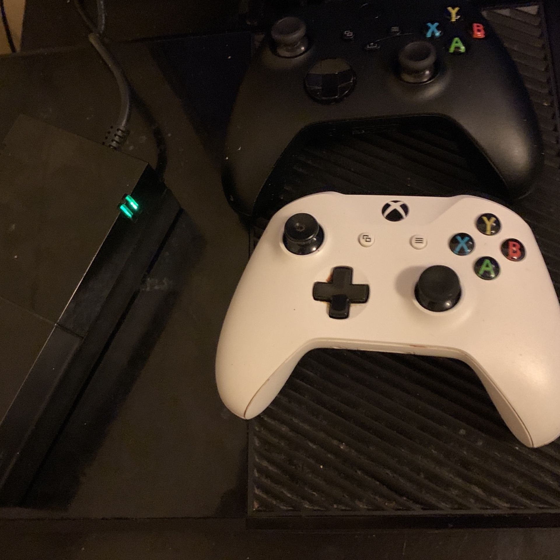 Xbox One With Xbox Series S Controller N Elite Controller 