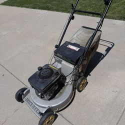 John Deer Lawn Mower