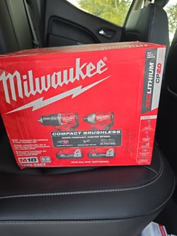 M18 combo kit compact brushless Drills