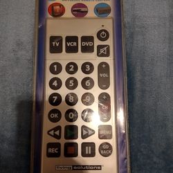  UNIVERSAL REMOTE CONTROL