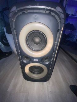 what Speaker with bass boost mode as well as outdoor, and normal mode 160 w