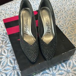 size 7 Night Life Black Bedazzled Heels