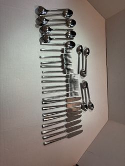 Stanley Roberts Stainless Flatware York Pattern 32 Pieces