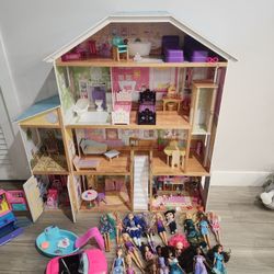 Kidkraft Dollhouse