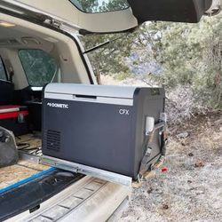 Dometic CFX3 Fridge, Freezer & Ice Maker w/cover