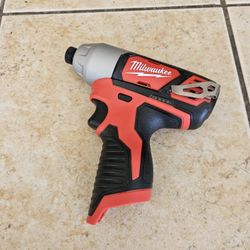 Milwaukee Impact Driver 1/4" Hex