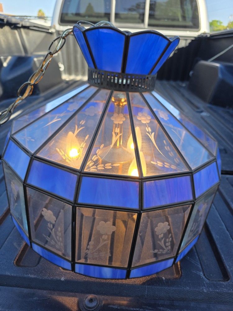 Vintage Tiffini Style Hanging Lamp