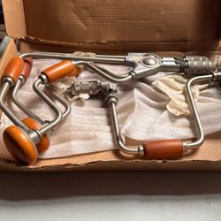 MILLERS FALLS No. 502 CORNER BRACE DRILL 