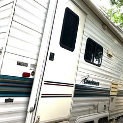 1998 Coachmen Coachmen título limpio
