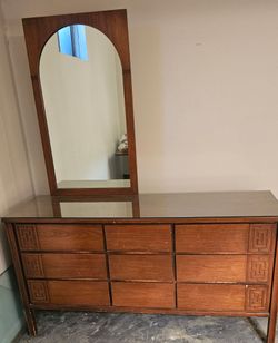 Mid Century Modern Dresser