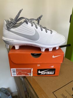 Women’s Softball Cleats Size 7 New