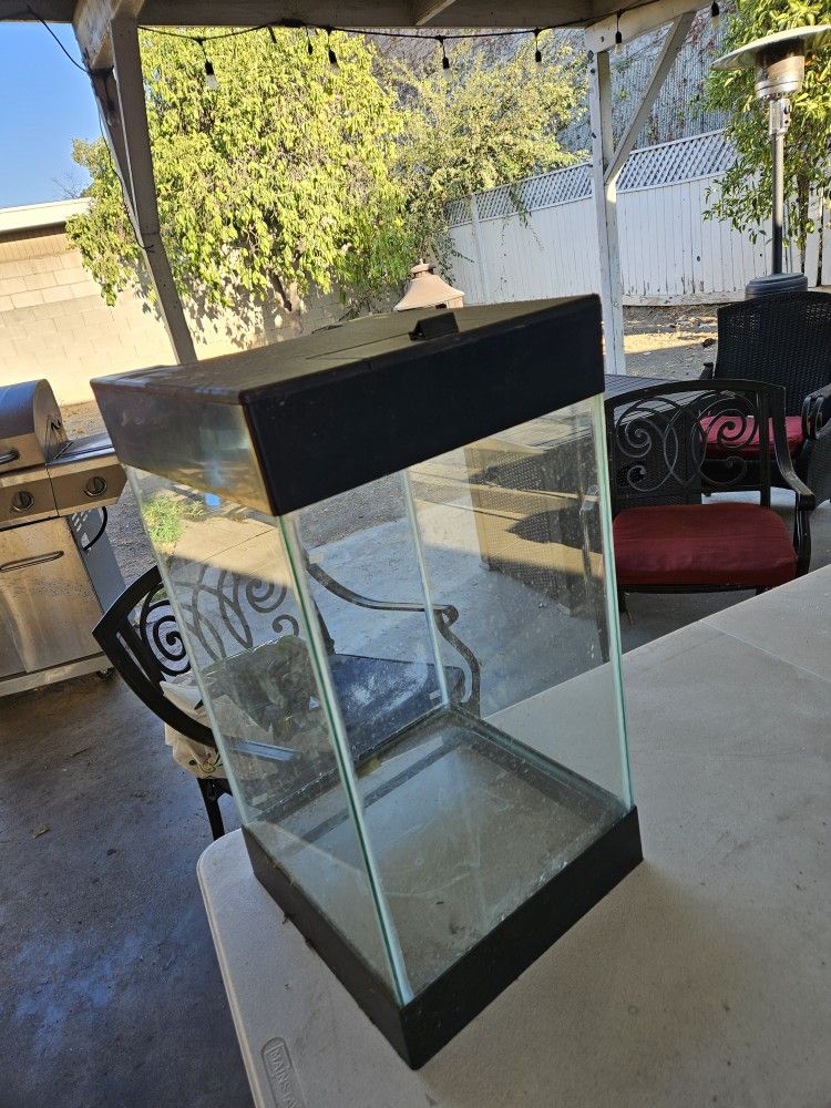 15 Gal Fish Tank