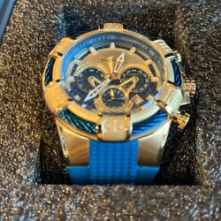 Invicta Model 24698 Blue And Gold Chronograph Like New