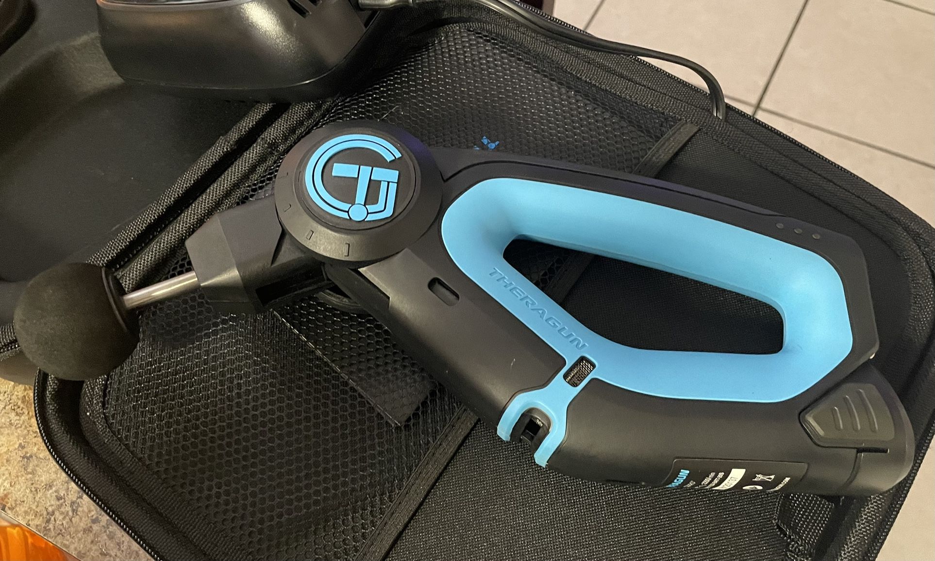 Theragun G2 Massage gun pack