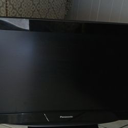 Panasonic 32 Viera Flat TV 