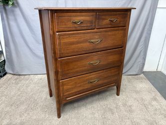 OWOSSO Vintage Mid Century 5-Drawer Tall Dresser