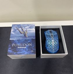 Finalmouse Starlight-12 Poseidon (Small) for Sale in Staten Island