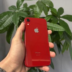 iPhone XR - Unlocked - 64GB 