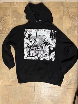 SUNAMI hoodie Size Large