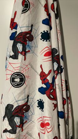 Twin Spider-Man Fitted Sheet With Regular Sheet.
