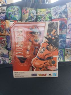 Shfiguarts son goku ( lowest born saiyan )