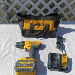 DeWalt 20V MAX cordless drill/Driver kit