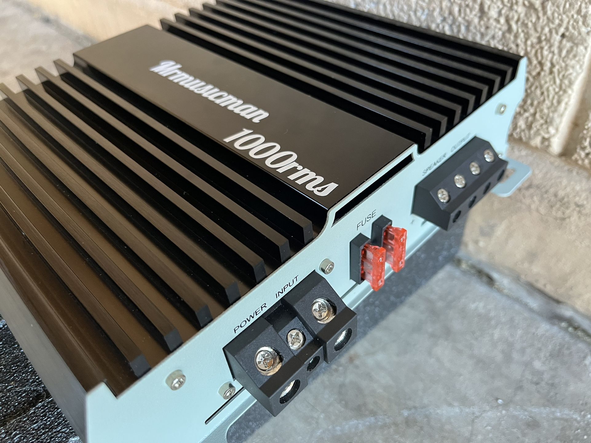 Mrmusicman 1000RMS watts Class D Mono Amplifier