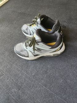 workout sneakers