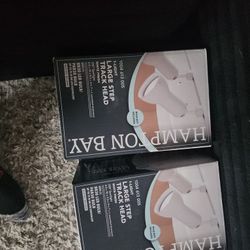 1 Light Large Step Track Head With White Finsh 