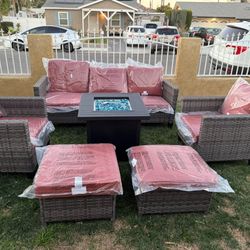 Brand New Patio Outdoor Furniture Set With Fire Pit 