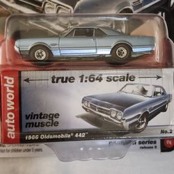 Auto World 1966 Oldsmobile 442 Vintage Muscle Premium Series 5 NO.2