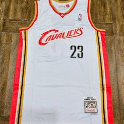 LeBron James Mitchell & Ness Rookie Jersey (XL)