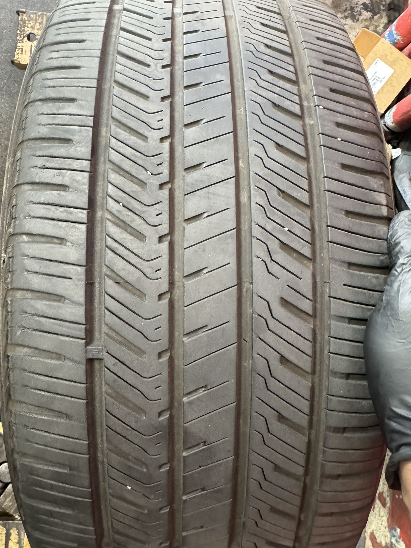 2 Tires 255/45/20