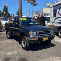 1992 Toyota Truck,22RE,4x4, 5spd., 297,818 Miles