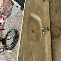 Bathroom Sink Counter