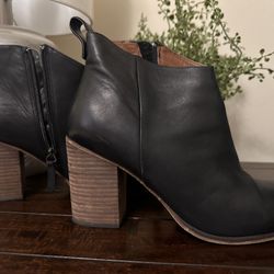 Women’s Boots